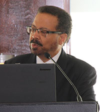 Dr. Pettigrew addresses the Coalition for Imaging and Bioengineering Research