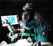 医生操作的机器人手术装置